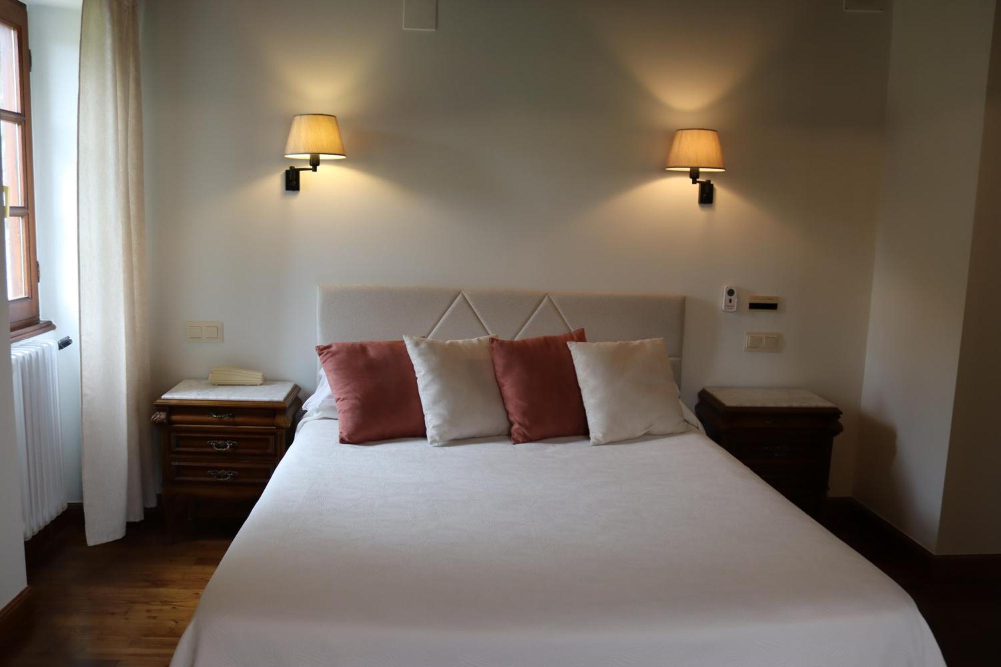 Hotel Rural Irigoienea Urdax Экстерьер фото