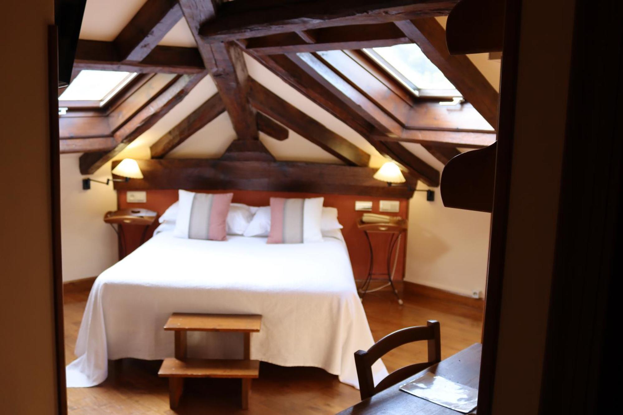 Hotel Rural Irigoienea Urdax Экстерьер фото