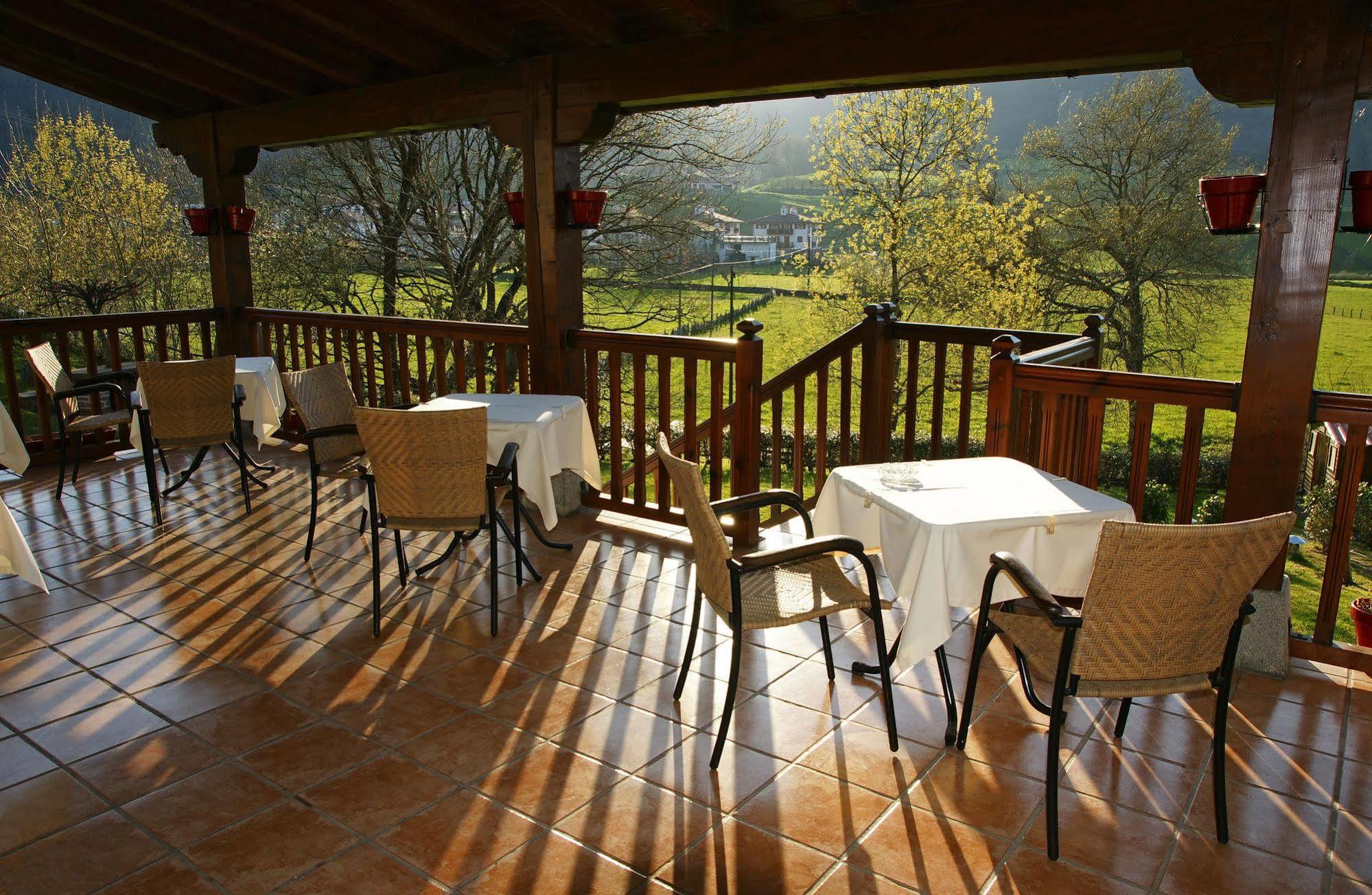 Hotel Rural Irigoienea Urdax Экстерьер фото